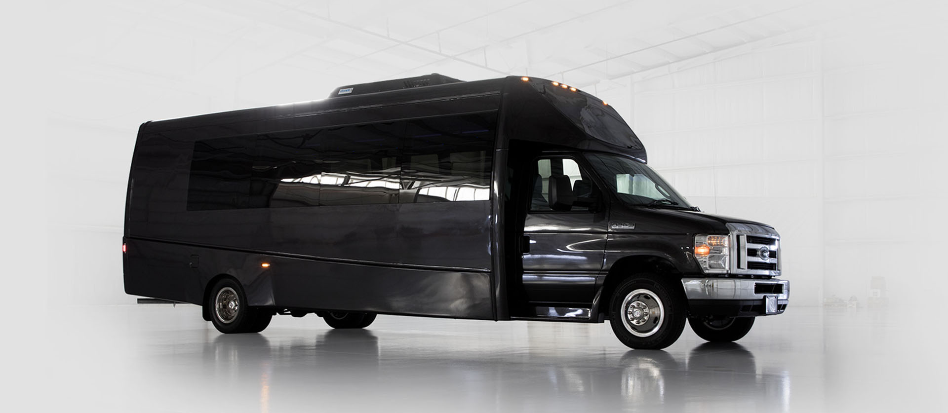 36 Passenger Luxury Minibus Rental Minneapolis, MN